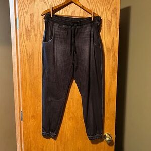 Lucy Black Jogger Pants